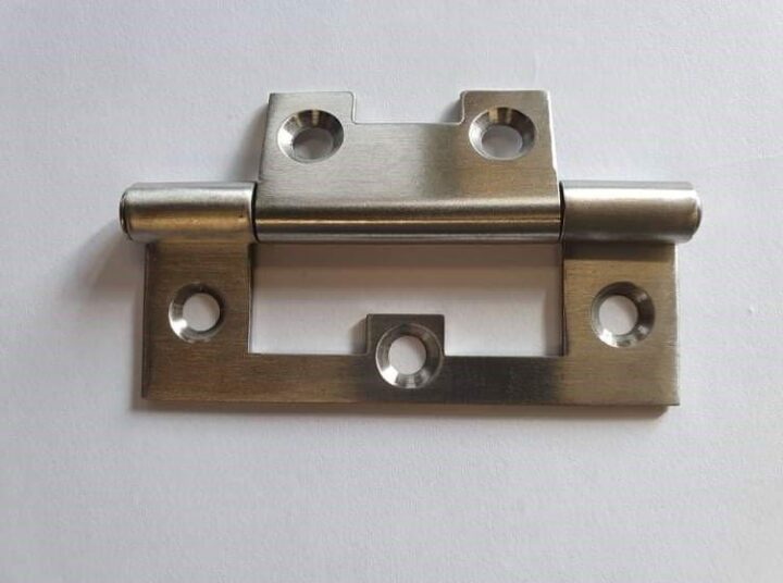Caribbean Reef Runner or 2300 Cabin Door Hinge • Caribbean Boats (NZ) Ltd