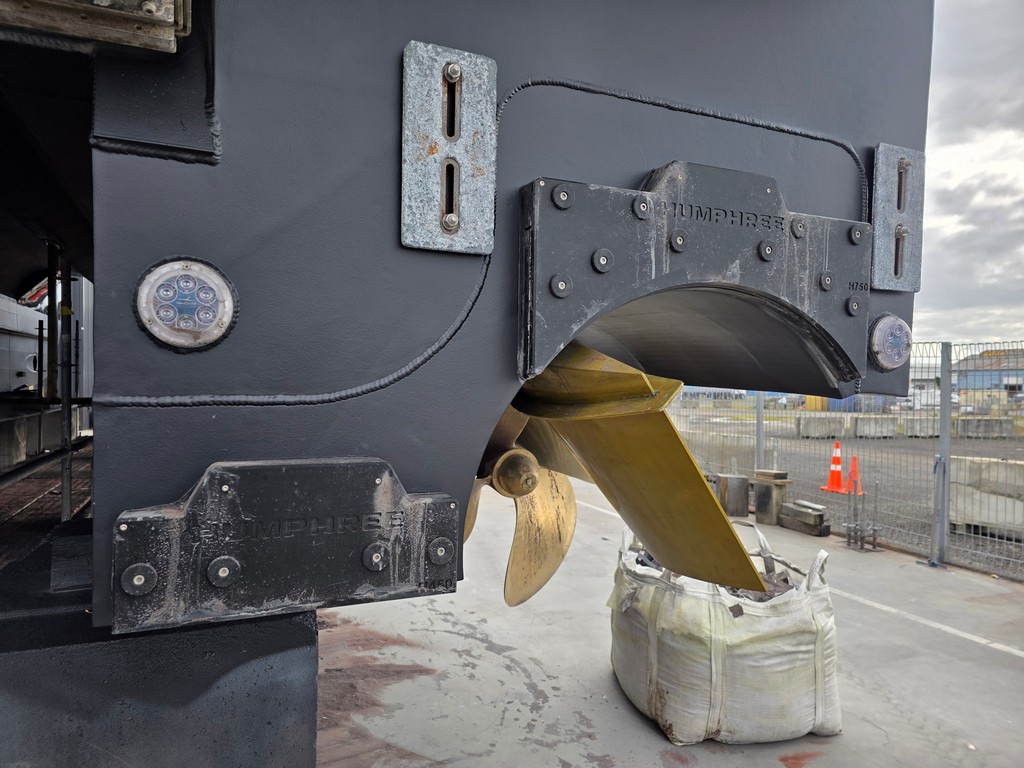 Legacy 52 (2025) - Image 29