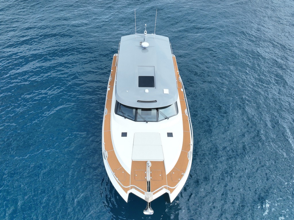 Legacy 52 (2025) - Image 3