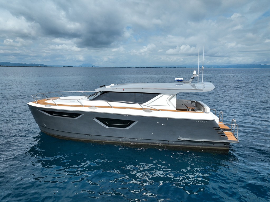 Legacy 52 (2025) - Image 2