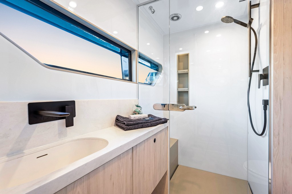 Legacy 52 (2025) - Image 19