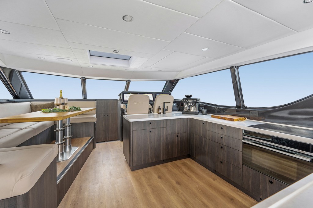 Legacy 52 (2025) - Image 10