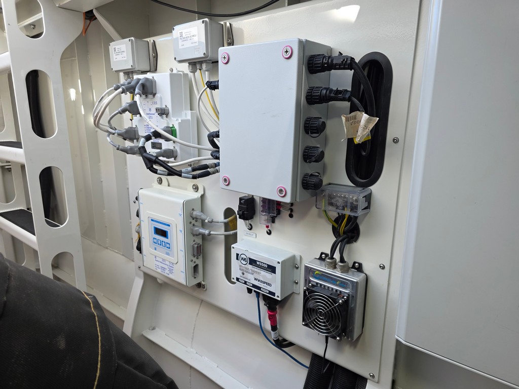 Legacy 52 (2025) - Image 46